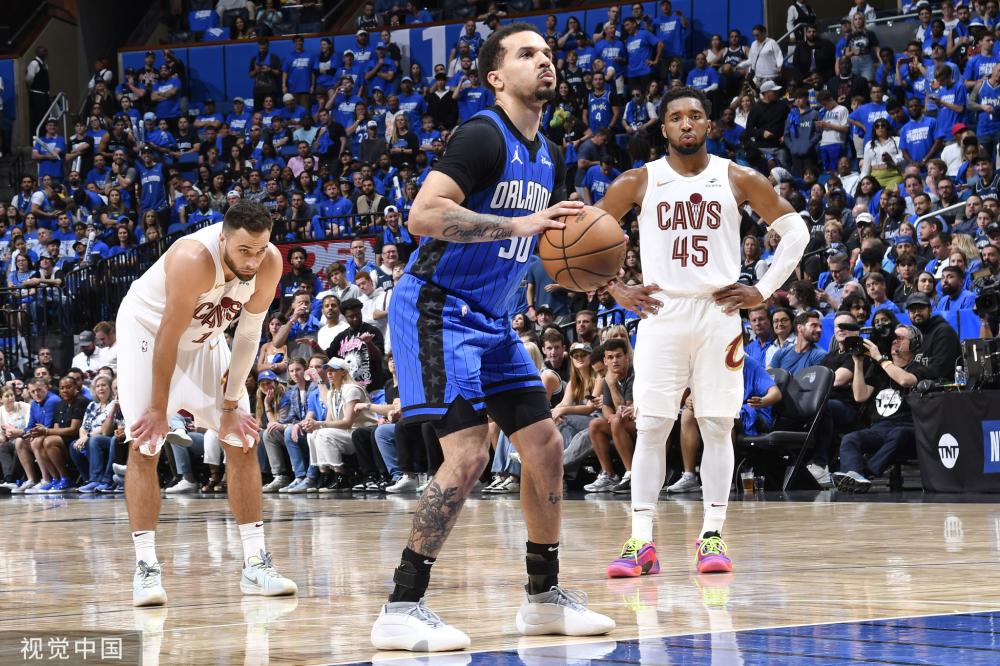 固的防守为 固的防守为